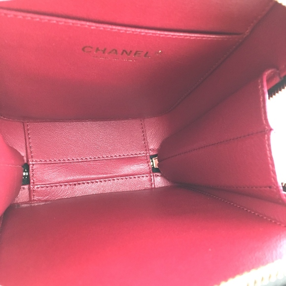 Vanity Case Quilted Small Cc Filigree CrossBodyBag - Picture 6 of 8